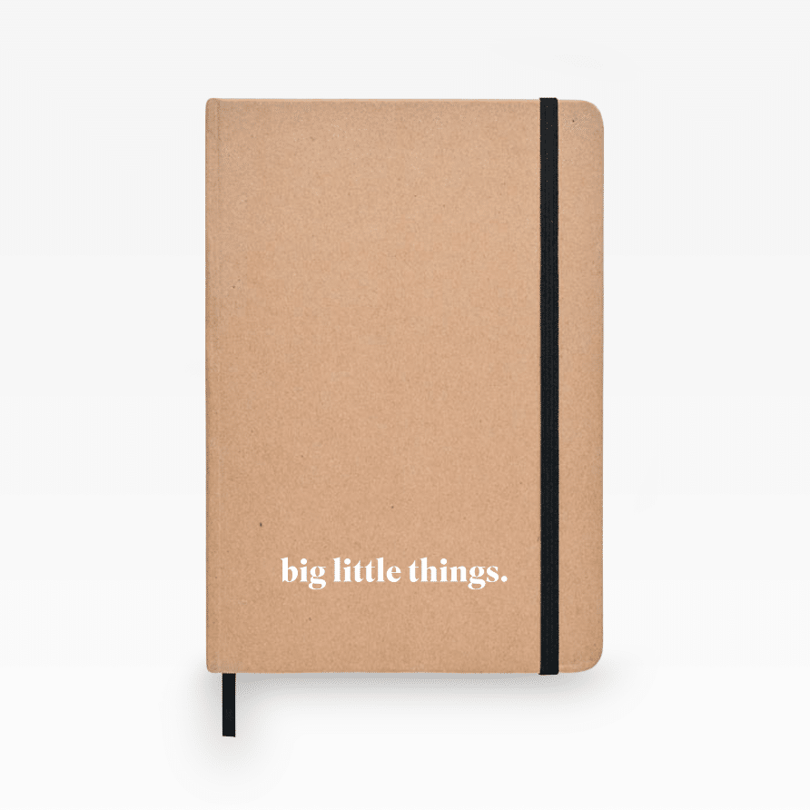 Individualisierbares DIN A5 Notizbuch 'Stein' aus recyceltem FSC®-Papier – ideal für personalisierte Notizen oder als nachhaltiges Firmengeschenk.